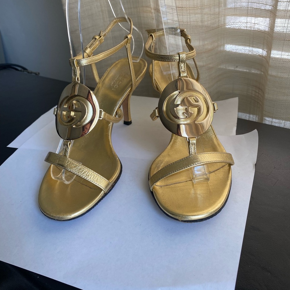 Gucci Metallic Gold leather Heeled Sandals heels ankl strap slingback 35.5 Italy